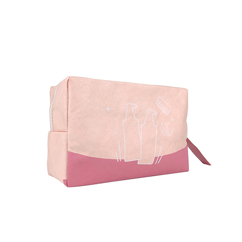 L'oreal Tyvek cosmetic bag